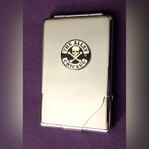 THE ALLEY CHICAGO • SILVER CARD HOLDER